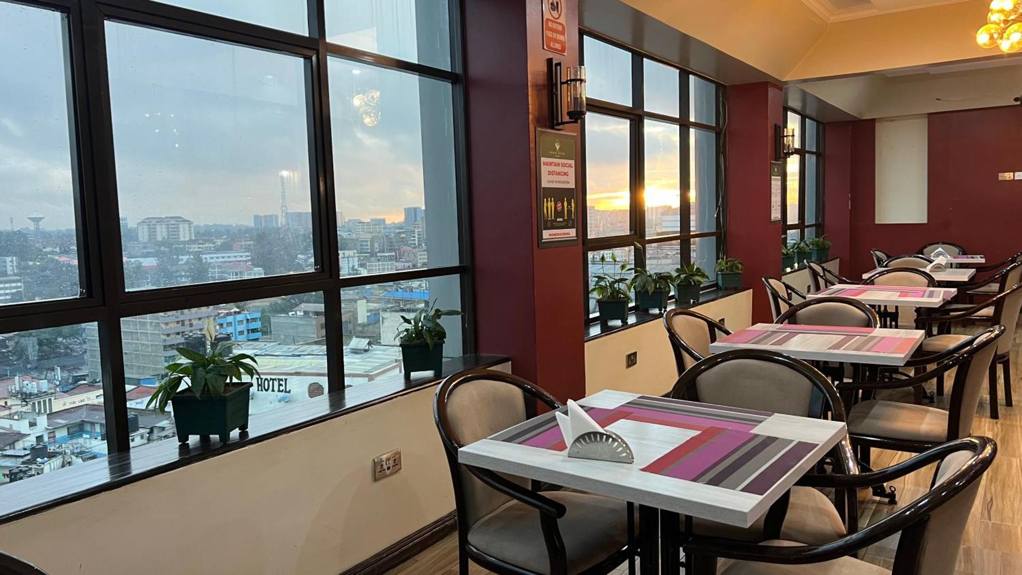 Hemak Suites Hotel Nairobi Exterior foto