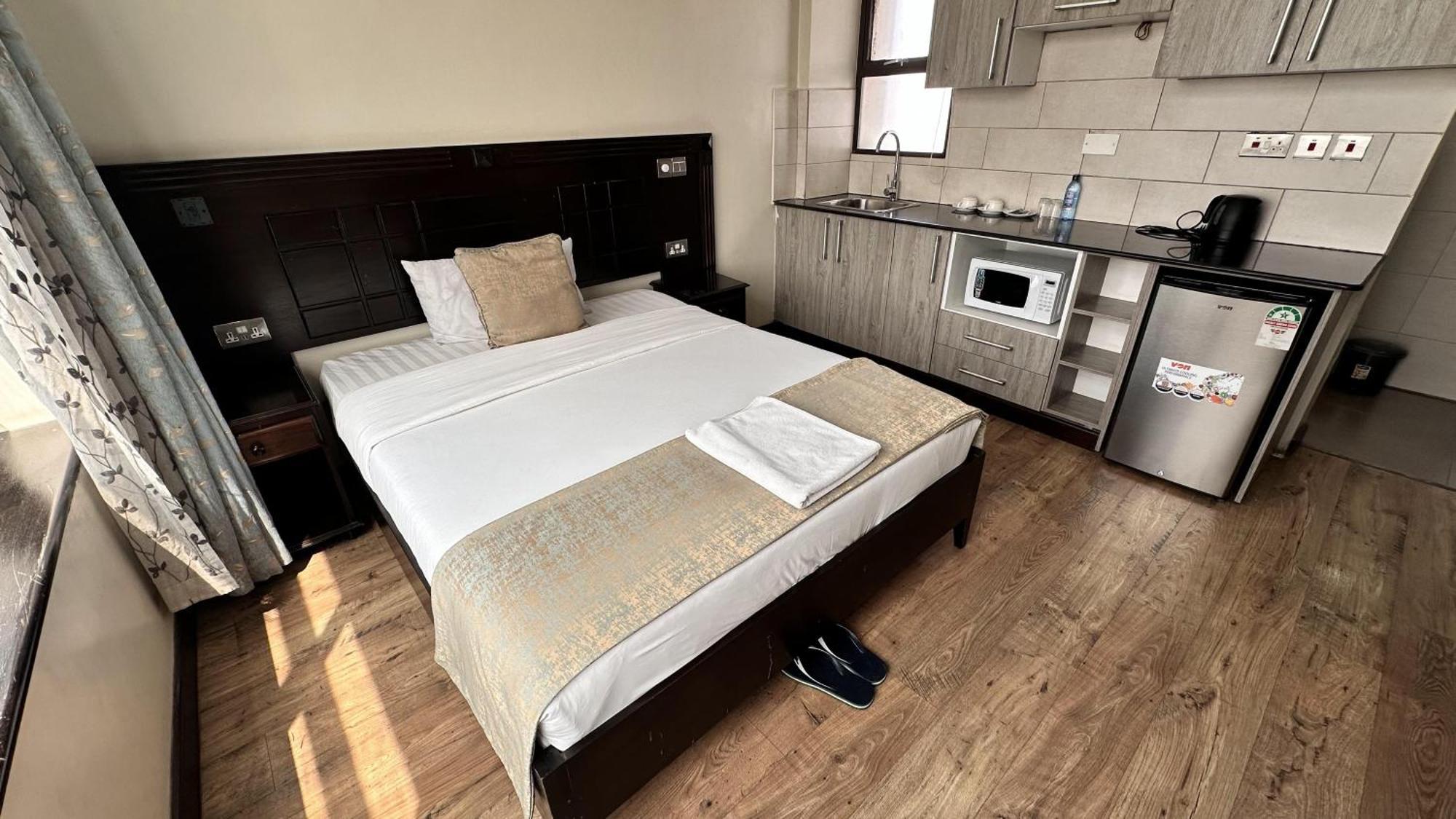 Hemak Suites Hotel Nairobi Exterior foto